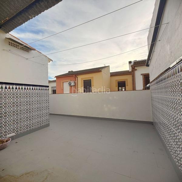 Foto ed6571d4-c5ac-4e4b-a35a-3d0f65b1c092. Casa adossada amb piscina a Almargen