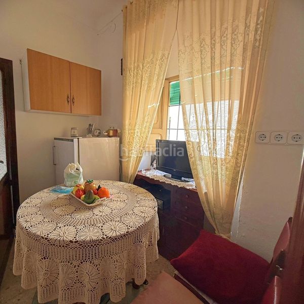 Foto eadf2ff2-1401-42ec-99c0-20183d1ff959. Casa adossada amb aparcament a Iznájar