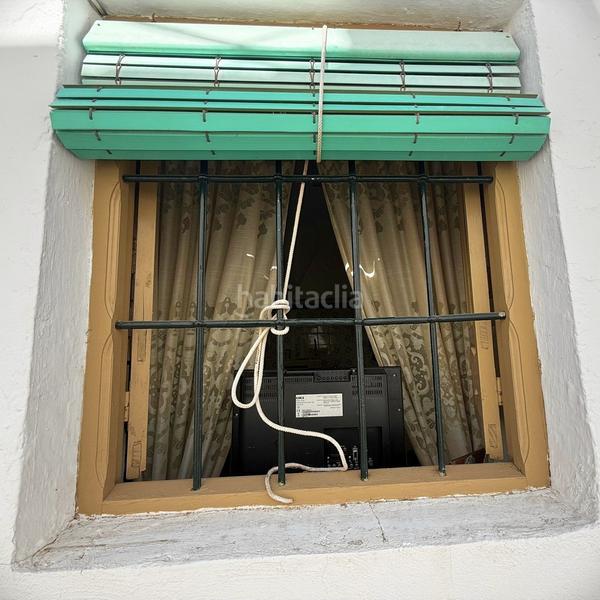 Foto 152a18ef-fc62-40a4-b2dc-18560961ea2e. Semi detached house with parking in Iznájar