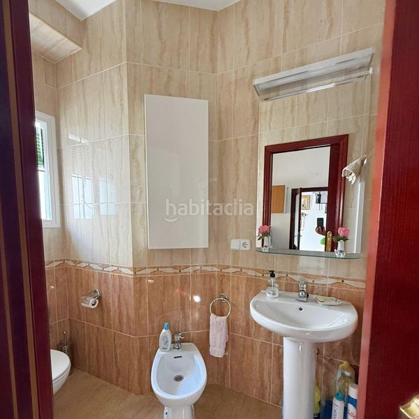 Foto 272162dd-67d4-4d04-96dd-ce0eac26519a. Semi detached house with parking in Iznájar