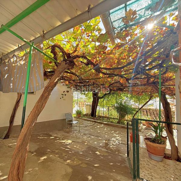 Foto 89991cde-bc67-4a46-b5f2-c602976520a9. Semi detached house with parking in Iznájar