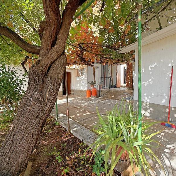 Foto eb0d43b7-79b7-4598-a556-2c9efed6d4f3. Semi detached house with parking in Iznájar