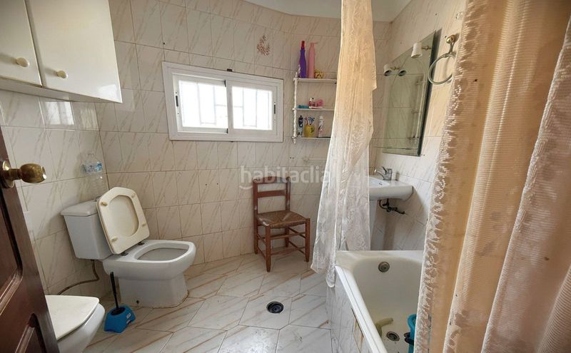 Foto a40e6eb0-165d-406b-bcea-6b224af06b92. Casa adossada a Iznájar