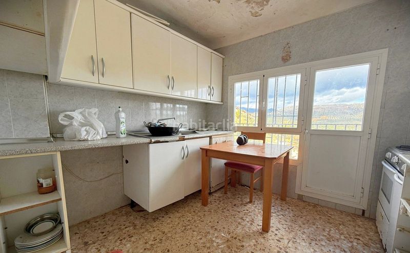 Foto d635b0c2-604e-426e-a17f-7614d3dc6ee8. Casa adossada a Iznájar