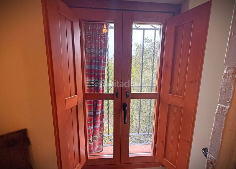 Foto 094bf005-a212-48c6-8273-ffe2b8777f43. Xalet amb aparcament a Loja