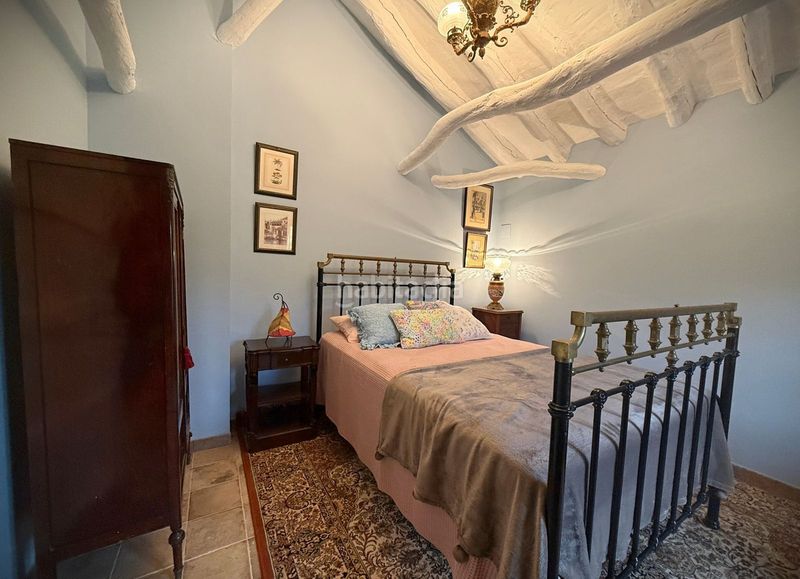 Foto 69260447-efde-4c3c-a7a1-e804c6fd559c. Xalet amb aparcament a Loja