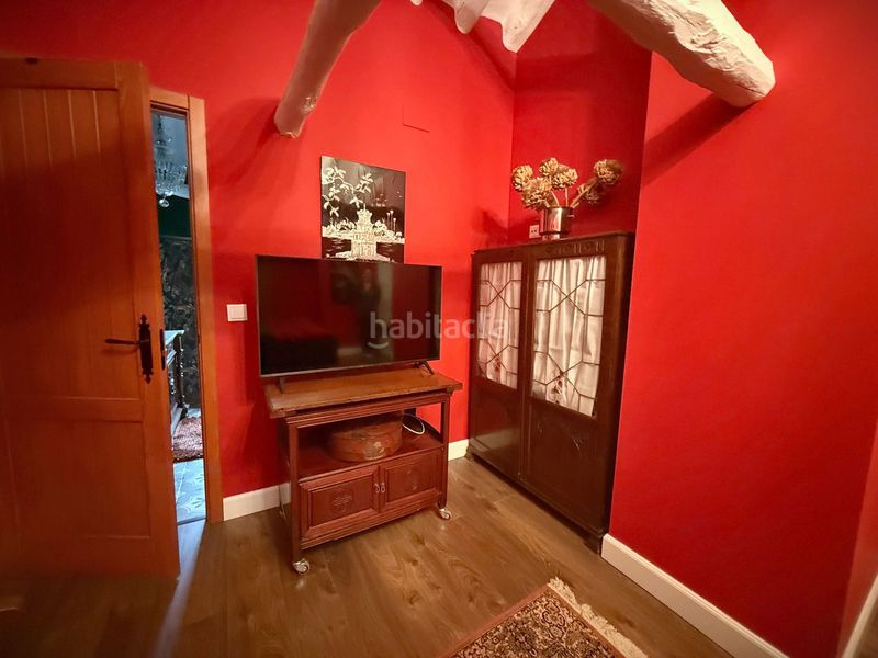 Foto b5bde177-45a1-4832-b0ad-3c27ad5556d0. Xalet amb aparcament a Loja