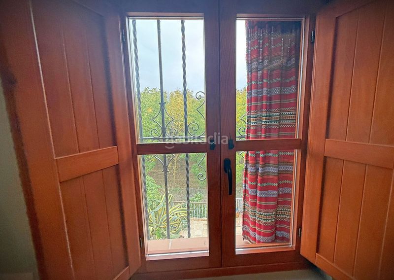 Foto e3a5d447-a3d6-44fc-9a1c-ab52dce93a53. Xalet amb aparcament a Loja