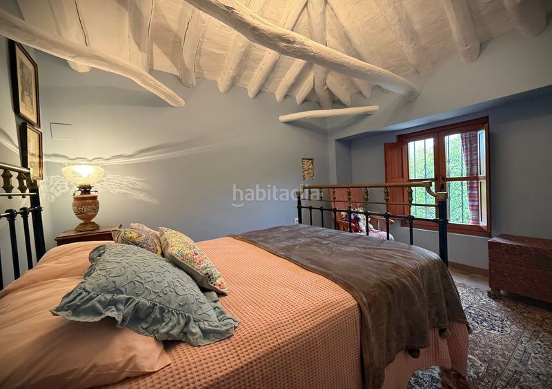 Foto f5d63fde-e3d0-4d74-b50d-dff471c2bf6e. Xalet amb aparcament a Loja