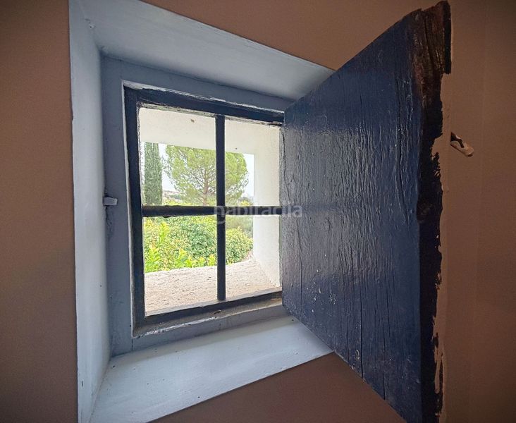 Foto f91291c9-74ee-4c9b-b51a-3b20f8dc9403. Xalet amb aparcament a Loja