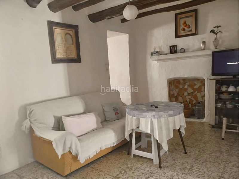 Foto b349b2da-f1e9-4722-97dd-8e11d6a04a41. Casa adossada a Archidona