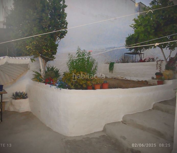 Foto ccc37835-c37d-41e9-843d-cda2c81bf8e9. Casa adossada a Archidona