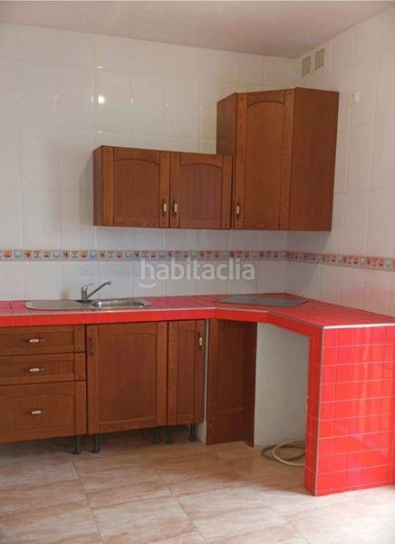 Foto d4926ae0-0fe5-4a94-aefc-c542a569e022. Casa amb piscina a Fuente de Piedra