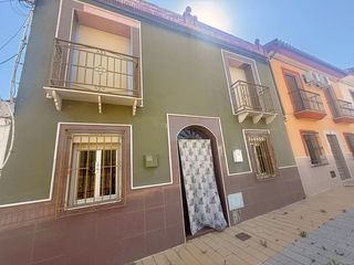Maison jumelée à Benamejí
