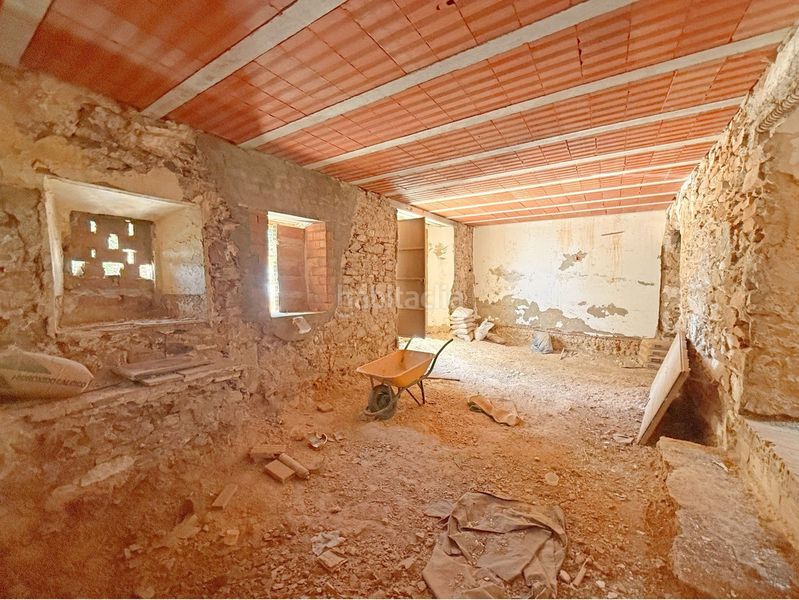 Foto 0d7ea27c-850b-4d54-bb8f-b7116ed59b94. Casa adossada a Olías Málaga