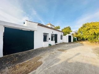 Country house in Centro