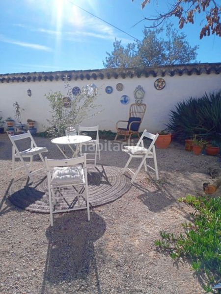 Foto b5fb4055-2596-4229-b57d-7c80f5aabb8b. Masia amb aparcament a Centro Antequera