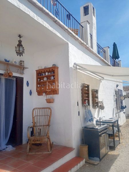 Foto dce08b3c-d9b9-4ffb-9e1b-e0b24da84c16. Masia amb aparcament a Centro Antequera