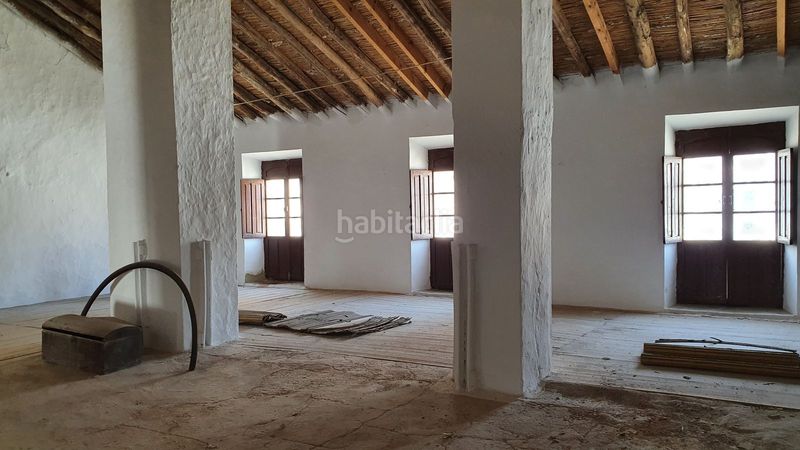 Foto f3d14f7f-3ff7-4942-b234-58b954f581e9. Casa adossada amb piscina a Ardales
