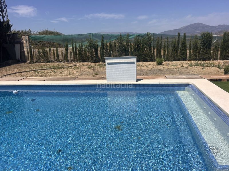 Foto b5335c8d-ed9a-4cf1-980a-dd85b6ab71e7. Masia amb piscina a Cártama pueblo Cártama