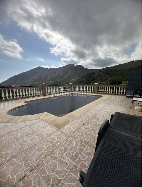 Foto a3237f05-f866-46fe-a125-a0df1a25104e. Casa en Capistrano Nerja