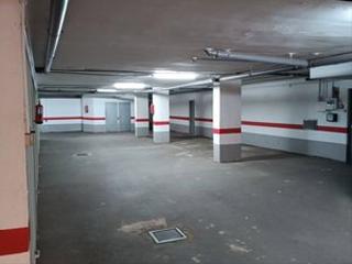 Parking coche en Calle de calatrava 44. Garaje en venta en calle calatrava 44, ciudad real