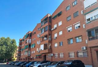 Appartement à Parque Roma-Coronas. Unyhogar vende piso en parque henares con garaje