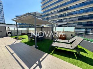 Pis a Passeig marítim 1. Piso con terraza frente al mar en badalona