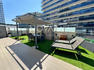 Etagenwohnung in Passeig marítim 1. Piso con terraza frente al mar en badalona