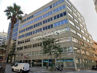Oficina a Ronda del general mitre 124. Excelente oportunidad para invertir en oficina en sant gervasi