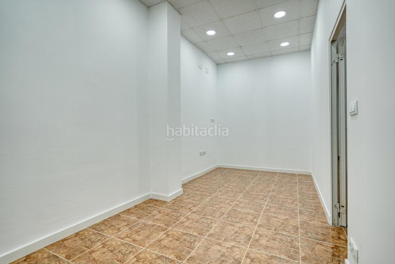 Foto 102fe186-8837-4e52-85d6-2d4749cc45b5. Geschäftsraum in calle san pascual 291 in Avenida Habaneras - Curva de Palangre Torrevieja