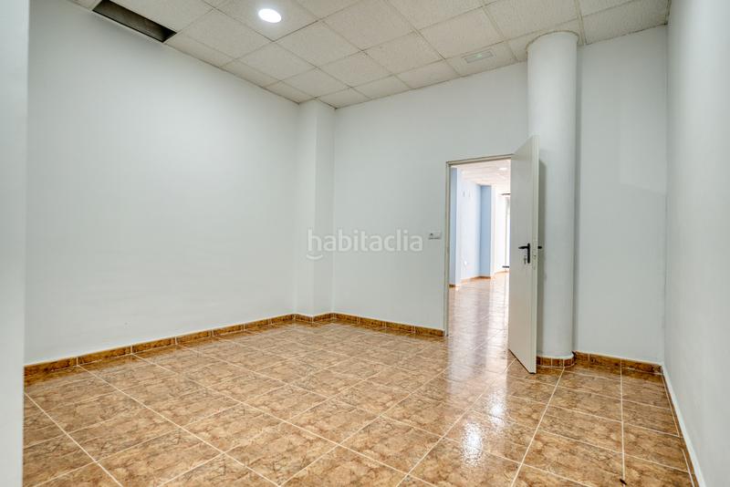 Foto f35499fa-2941-444e-9b1f-cd3d30b71b72. Geschäftsraum in calle san pascual 291 in Avenida Habaneras - Curva de Palangre Torrevieja