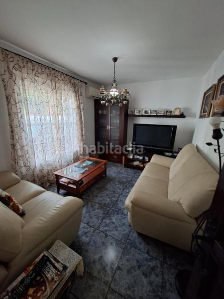 Foto 13274f2f-0bef-4985-b9c0-1d5ca9b4409a. Chalet in de las chicharas 39 in Centro Alhaurín el Grande