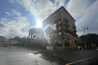 Etagenwohnung  Fernandez balsera. Tres balcones abiertos al parque del carbayedo. y eso, al princi