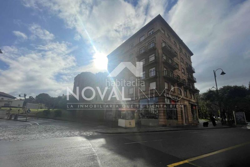 Foto 1695b4f9-f512-476e-b22d-eaf485d7e024. Pis amb calefacció aparcament a Centro Avilés