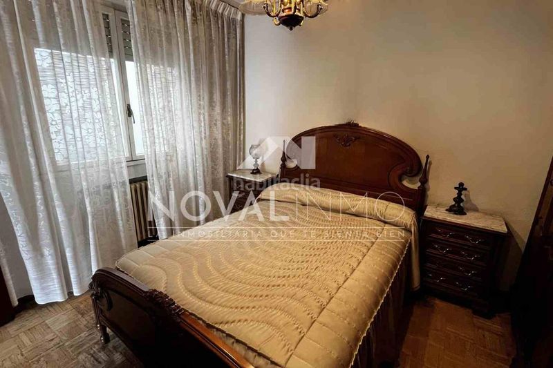 Foto 85f8613c-8a33-4793-a1c0-d99658b7296d. Pis amb calefacció aparcament a Centro Avilés