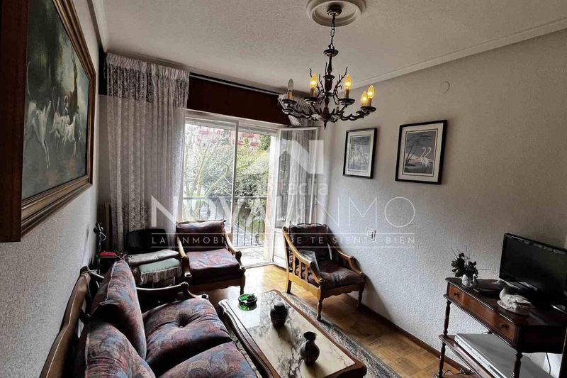 Foto ff481689-4896-4eab-82b5-8e74b7c9aba1. Pis amb calefacció aparcament a Centro Avilés