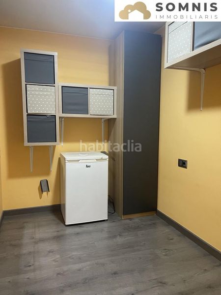 Foto ba9453c2-ada0-452d-b035-f2fd847ea050. Pis amb calefacció aparcament a Plaça Catalunya - Escola Industrial Terrassa