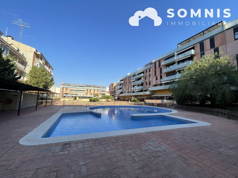 Foto 5029bdcd-ea91-4612-86cc-24993bce7b55. Pis amb calefacció aparcament piscina a Zona Esportiva Terrassa