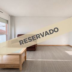 Piso  Circumval lació. Oportunidad en la zona del mercado de rubí!