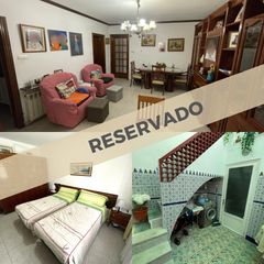 Reihenhaus  De ponent. Planta baja con tres habitaciones