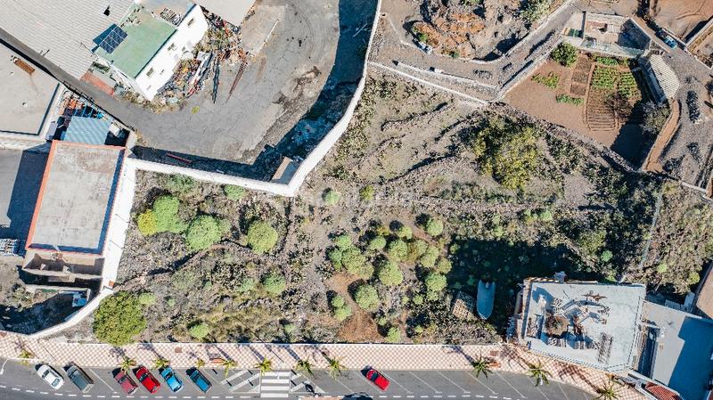 Foto e37e7155-da60-4a81-a0cf-811114977c1d. Terreno residenziale in Tamaimo - Arguayo Santiago del Teide