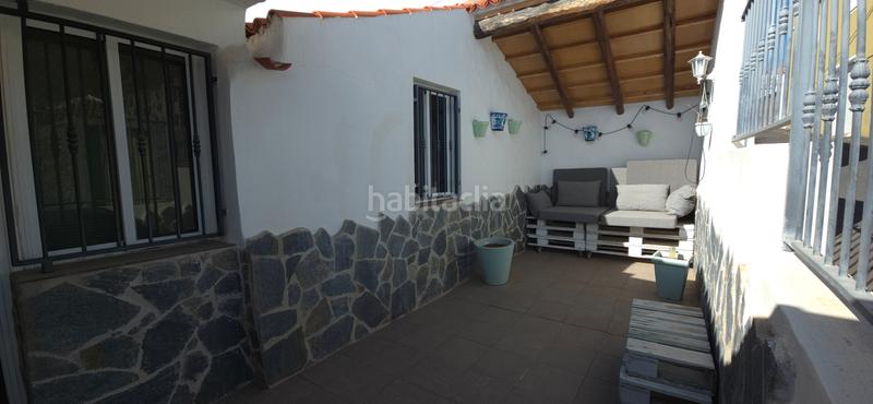 Foto f26a0bf2-7a7e-431c-ba82-f37f7c3fc6a3. Casa vive la tranquilidad con vistas espectaculares en Santiago del Teide