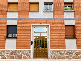 Piso en Viviendas proteg tuilla 29. Oportunidad en tuilla langreo! piso para reformar con gran poten