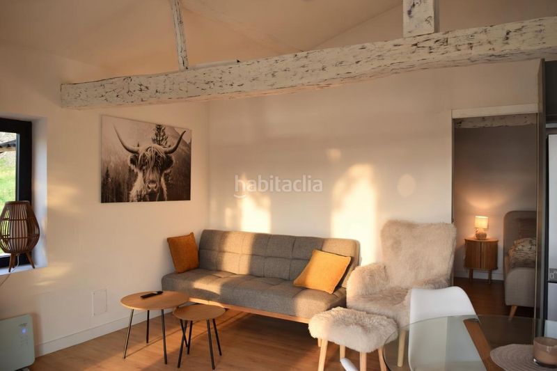 Foto d7de5b20-28e9-4a10-90d3-032536ad47c6. Casa amb calefacció a Parres