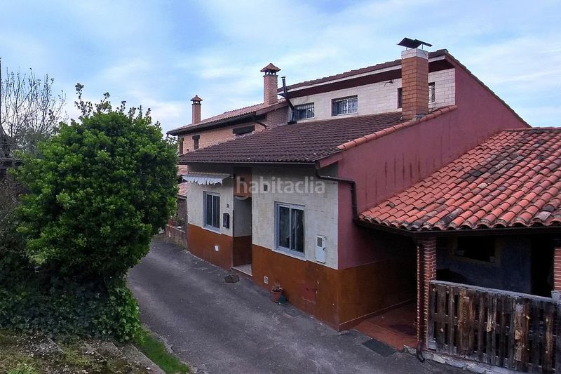 Foto ef9bd303-0b4e-4d96-8fad-6ff932970679. Casa adossada amb aparcament a San Claudio - Trubia - Las Caldas Oviedo