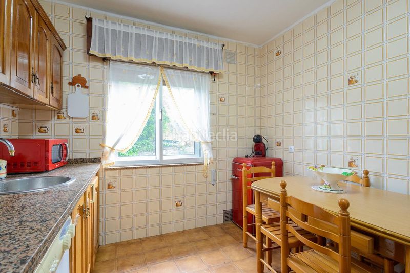 Foto 0bf86b51-dee8-4f22-a4a6-9f7eb23a5bd5. Casa adossada amb calefacció aparcament a San Claudio - Trubia - Las Caldas Oviedo