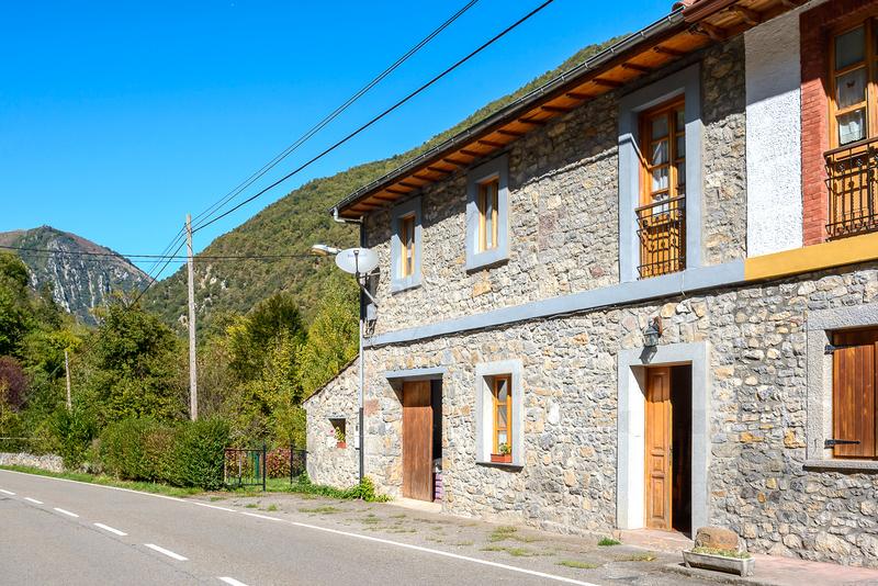 Foto 260736c6-c082-433a-879a-87ad16080e77. Casa  independiente con licencia vacacional en Somiedo