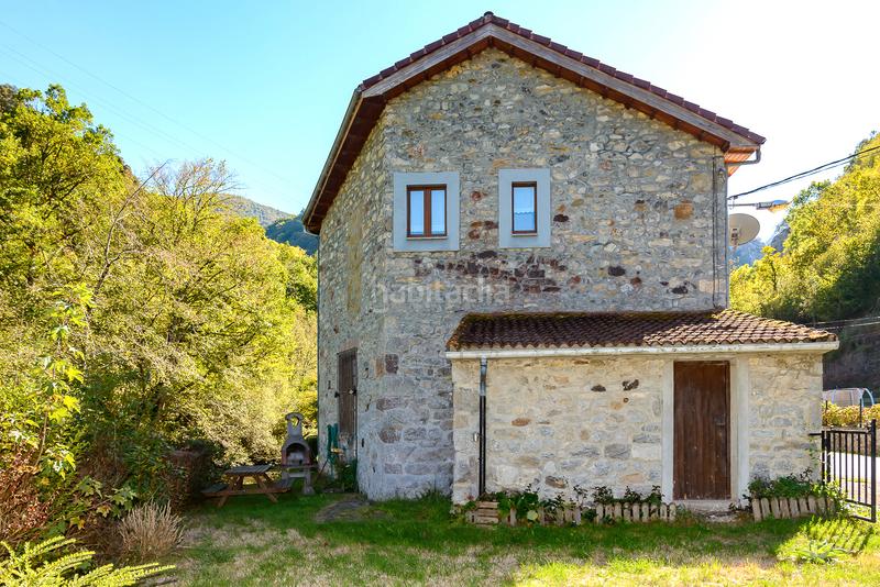 Foto 27eb61e4-92df-4864-a57b-4053009467c3. Casa  independiente con licencia vacacional en Somiedo