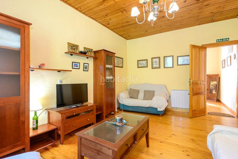 Foto bd290381-de4f-4761-9dfb-c7ad8efb80d9. Casa  independiente con licencia vacacional en Somiedo